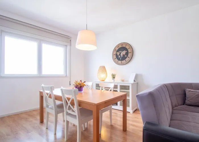 Apartament Violet House By Lovelystay *