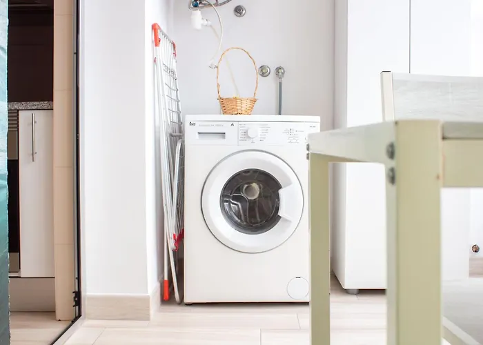 Apartament Violet House By Lovelystay *