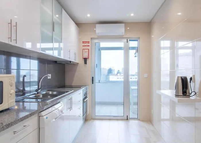 Violet House By Lovelystay